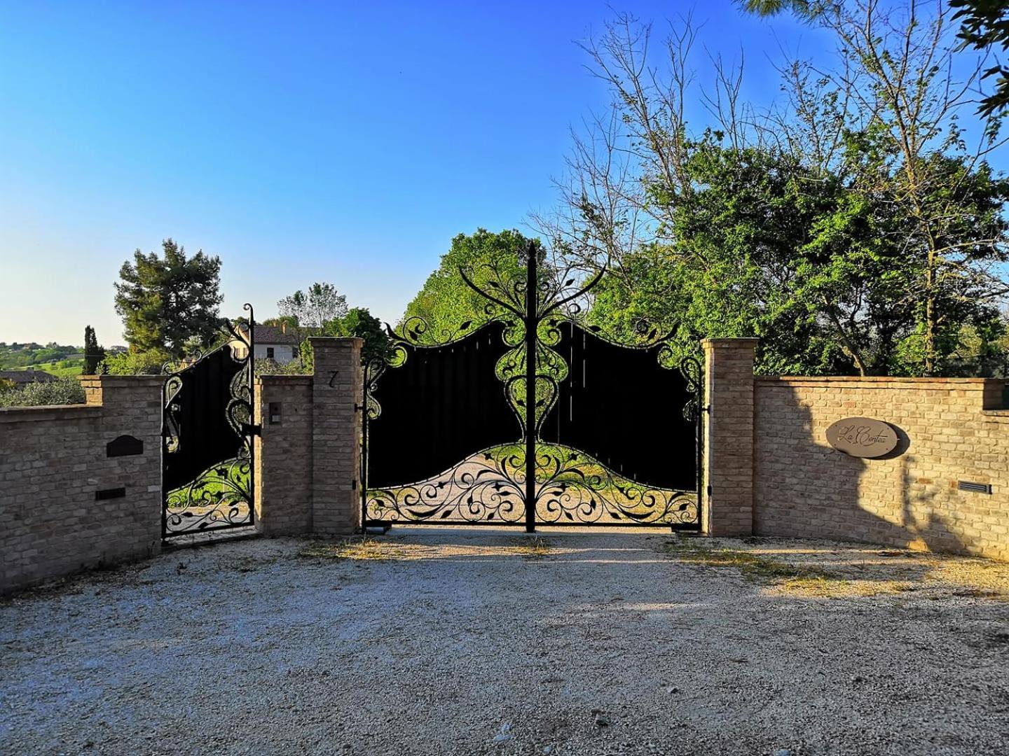 فيلا Agriturismo La Contea Senigallia San Gaudenzio المظهر الخارجي الصورة